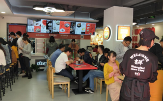 郑州中式快餐加盟日记——十年相伴，共创未来