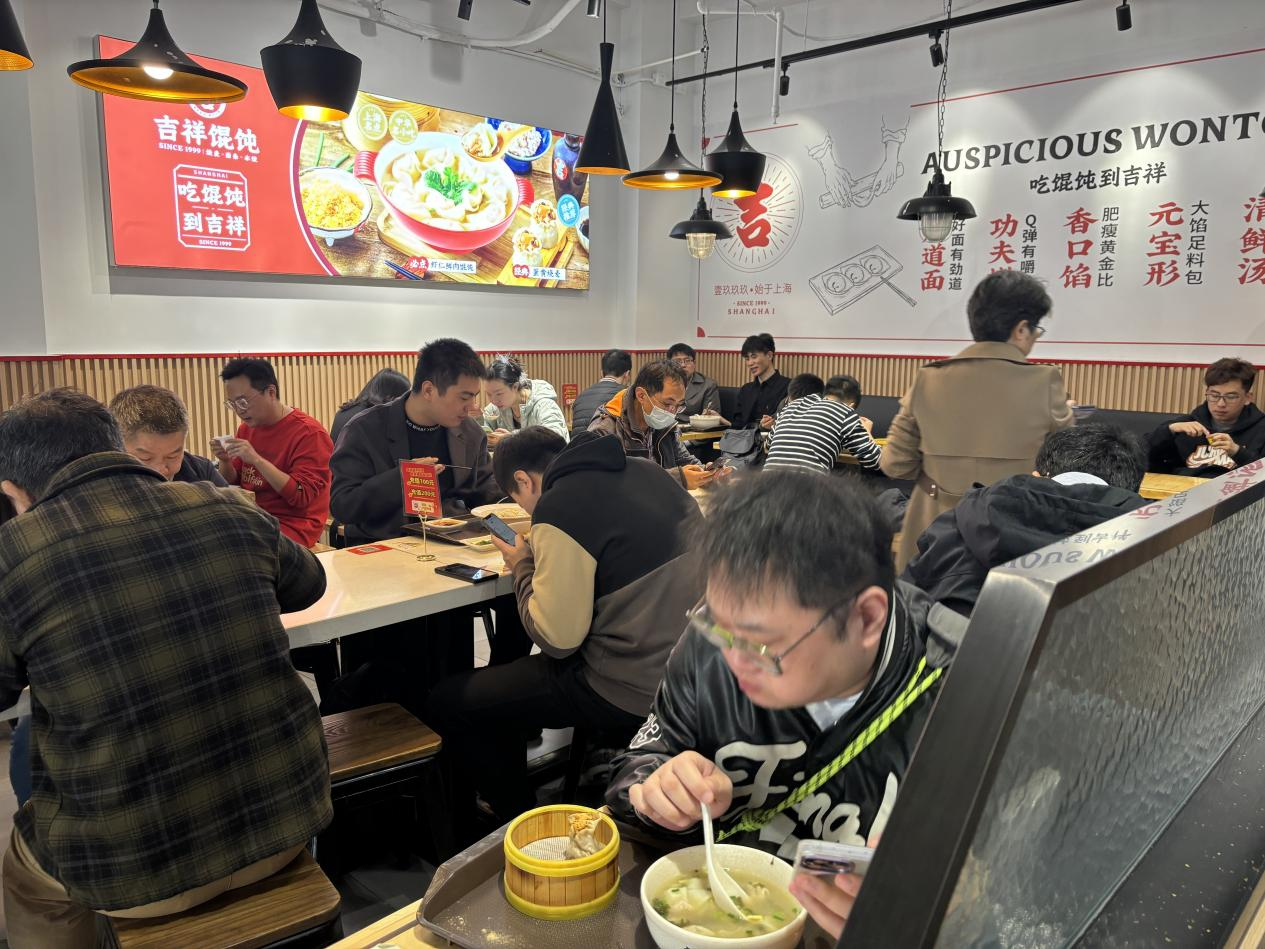 上海中式快餐加盟日记——好的装修设计，可以增加营业额